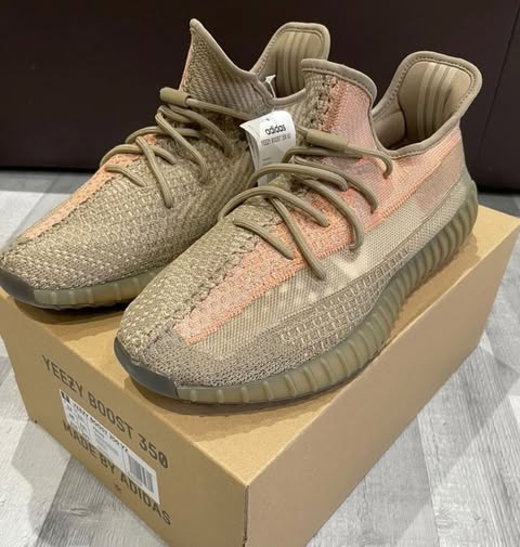 Adidas Yeezy Boost 350v2 Sand Taupe