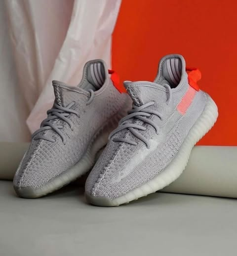 Adidas Yeezy Boost 350v2 Tail Light