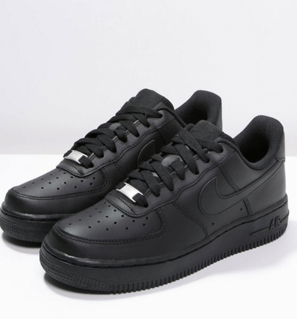 Nike Air Force 1 Black