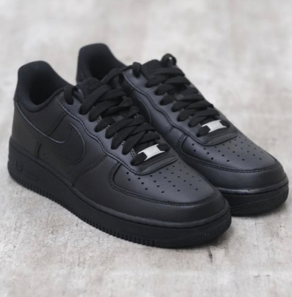 Nike Air Force 1 Black