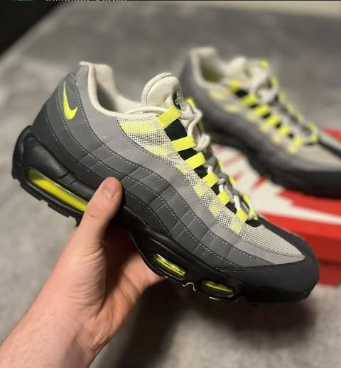 image_2025-11-30_174610492 Nike Air Max 95