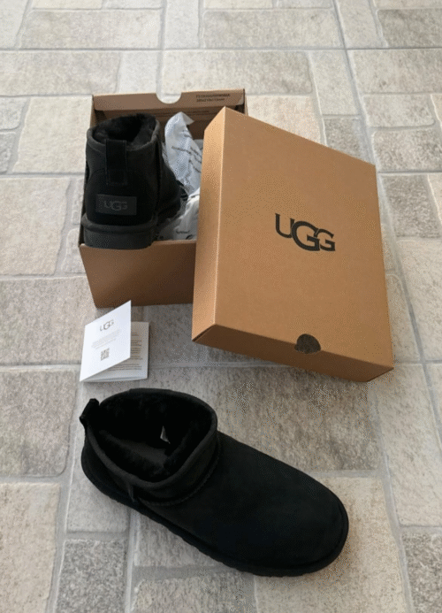UGG