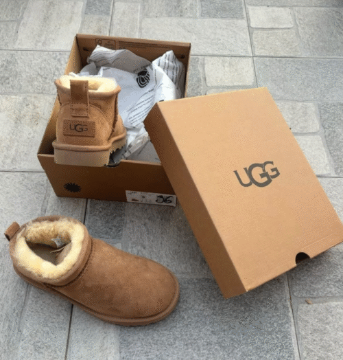 UGG