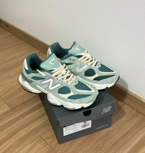 image_2025-12-01_220424990 New Balance 9060