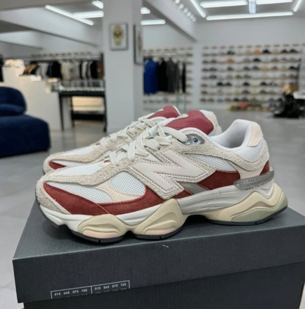 New Balance 9060